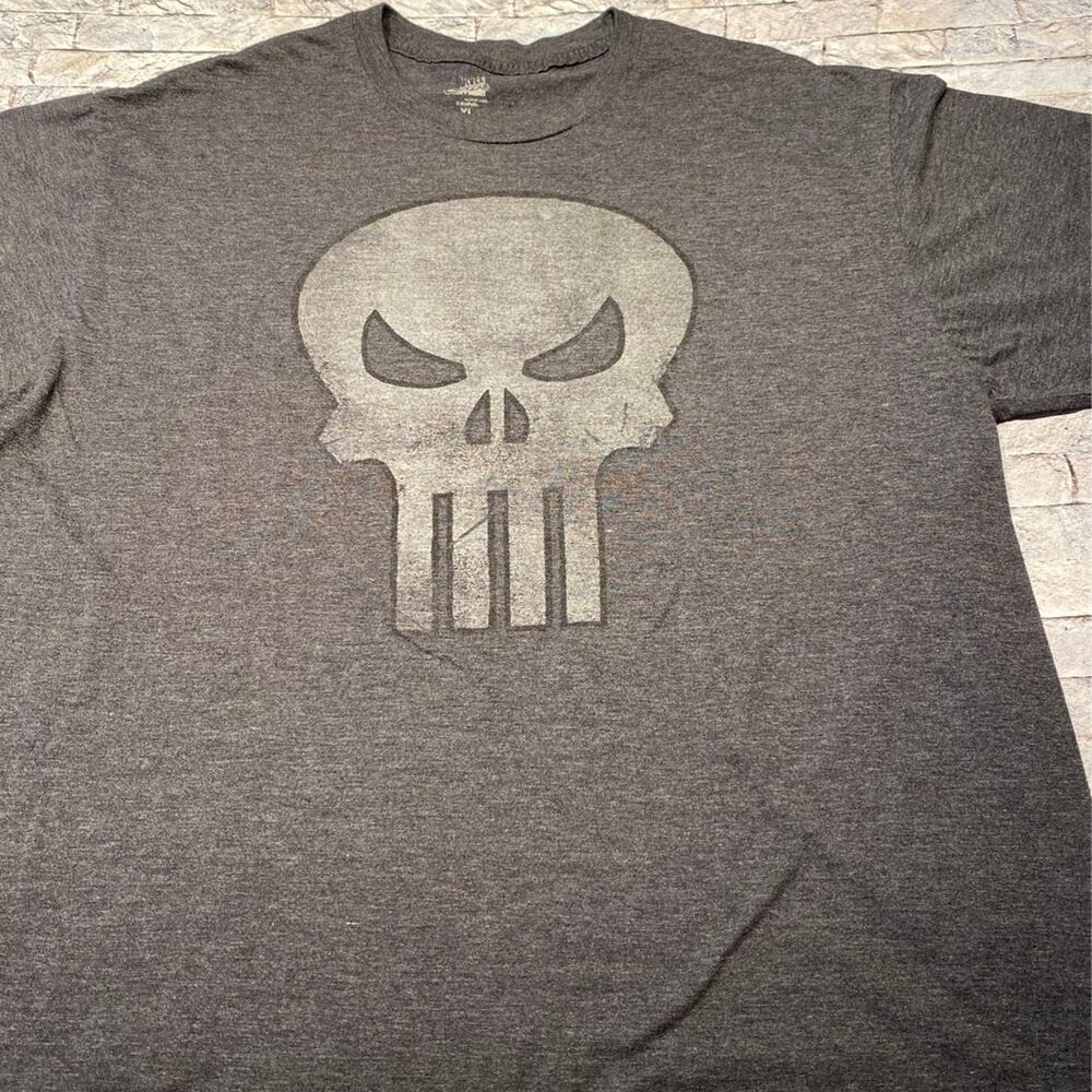 Men's XL Marvel Comics T- shirt